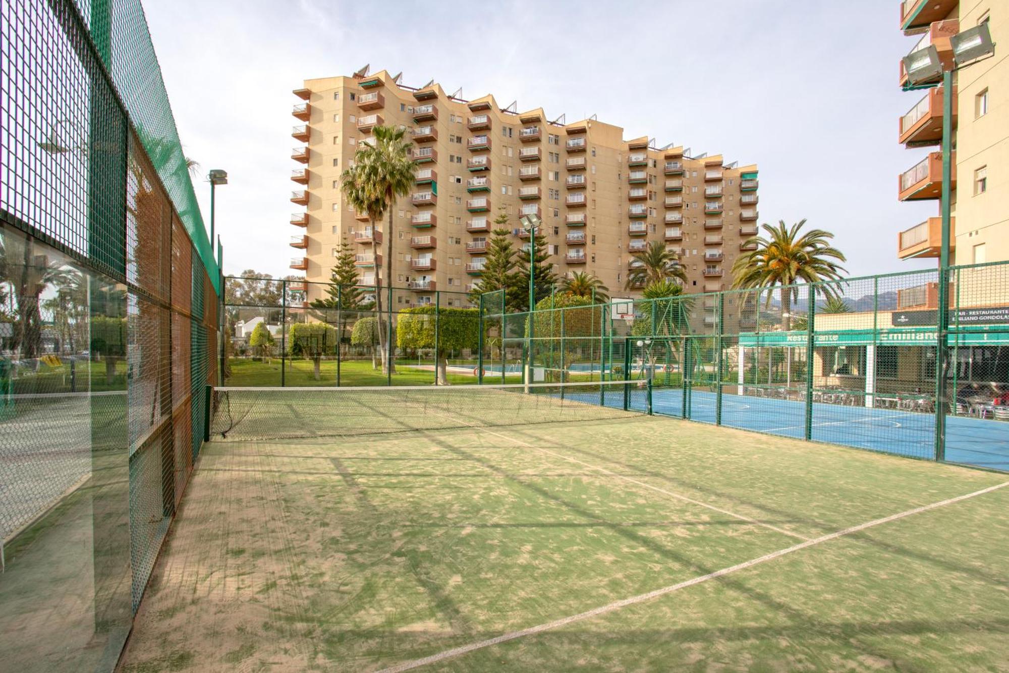 1004 - Beachfront Apartment On El Paseo, 4 Pers - Air Conditionning - Wi-Fi - Smart Tv Almuñécar Dış mekan fotoğraf